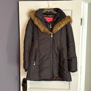 Betsey Johnson grey puffer coat with side tie detail and faux fur hood.